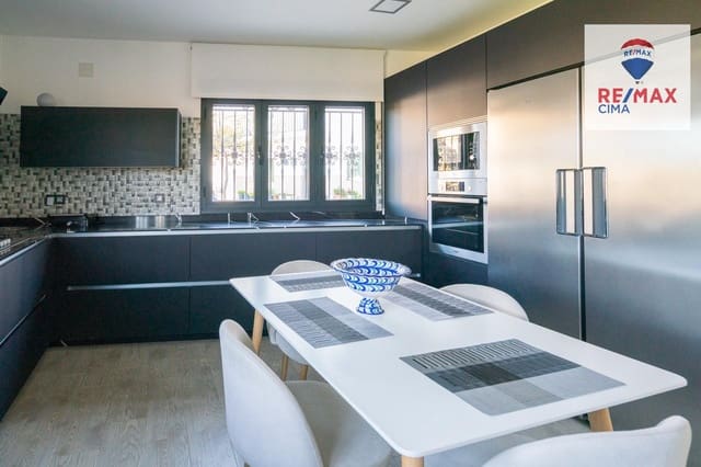 Casa Cueva de 3 habitaciones en Castilléjar en venta - 136.000 € (Ref: 9739025)