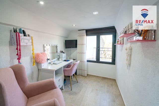 Casa Cueva de 3 habitaciones en Castilléjar en venta - 136.000 € (Ref: 9739025)