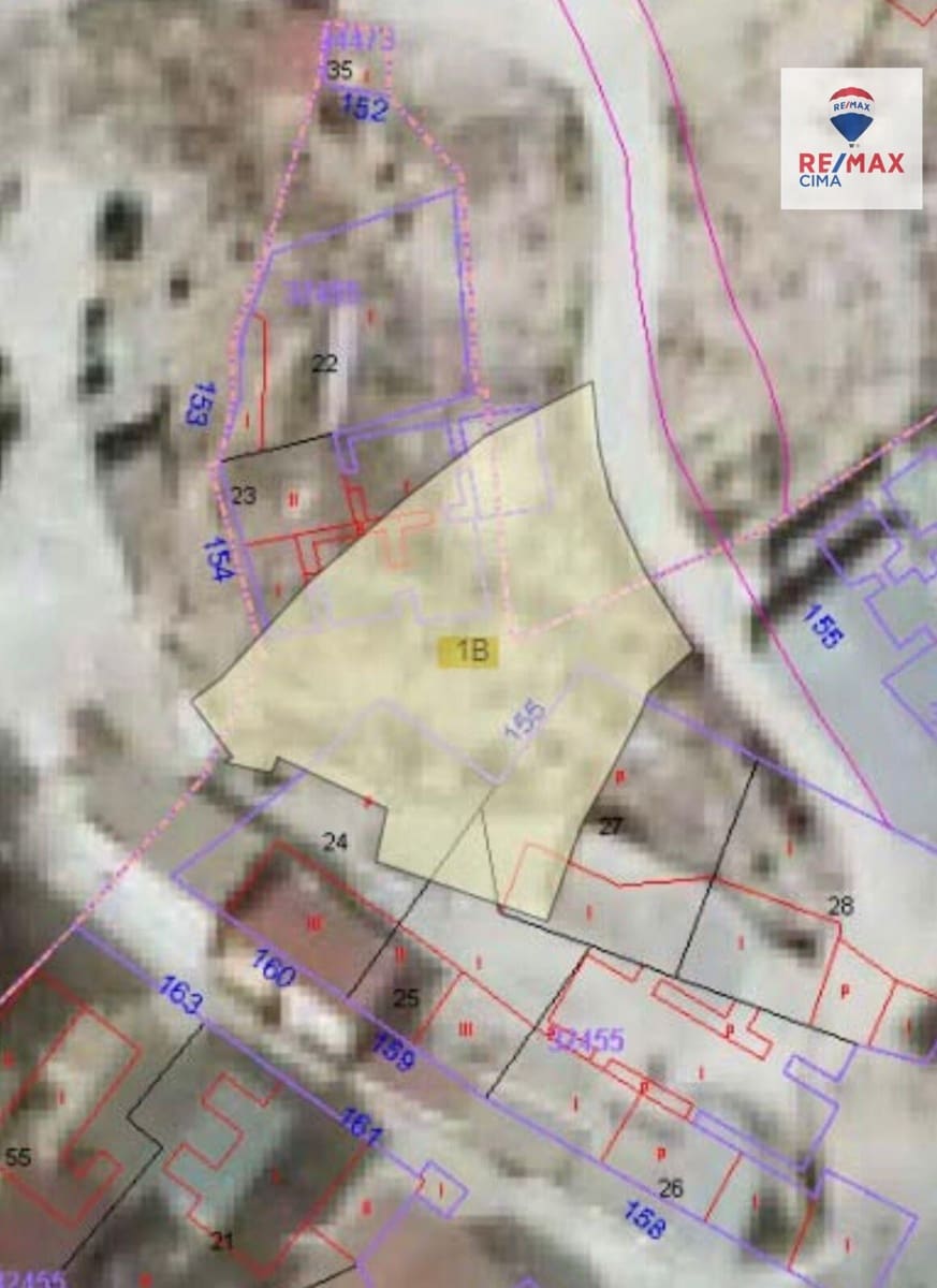 Finca/Country House for sale in Zujar - € 29,900 (Ref: 9744175)