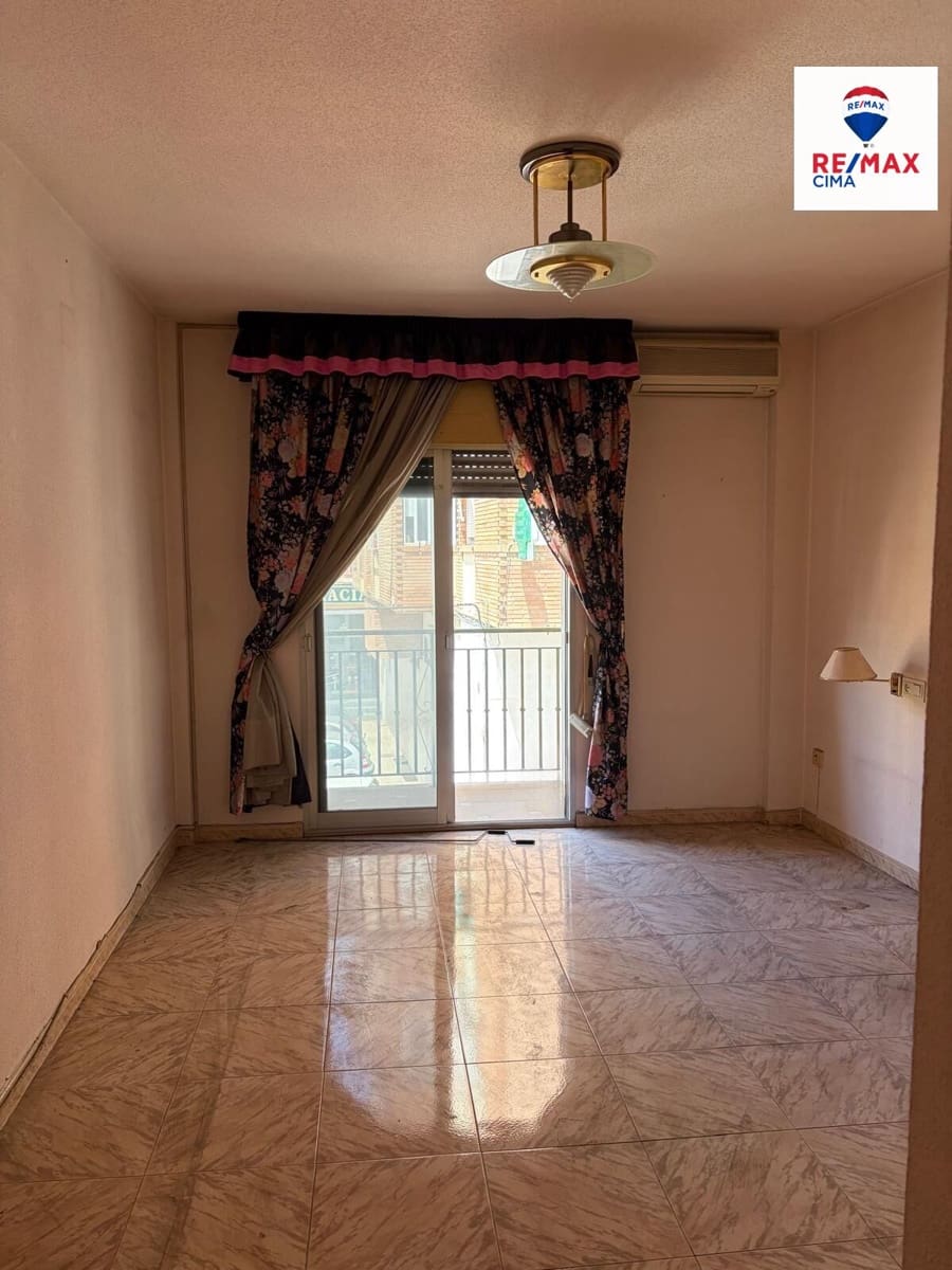 3 bedroom Flat for sale in Motril - € 140,000 (Ref: 9762151)