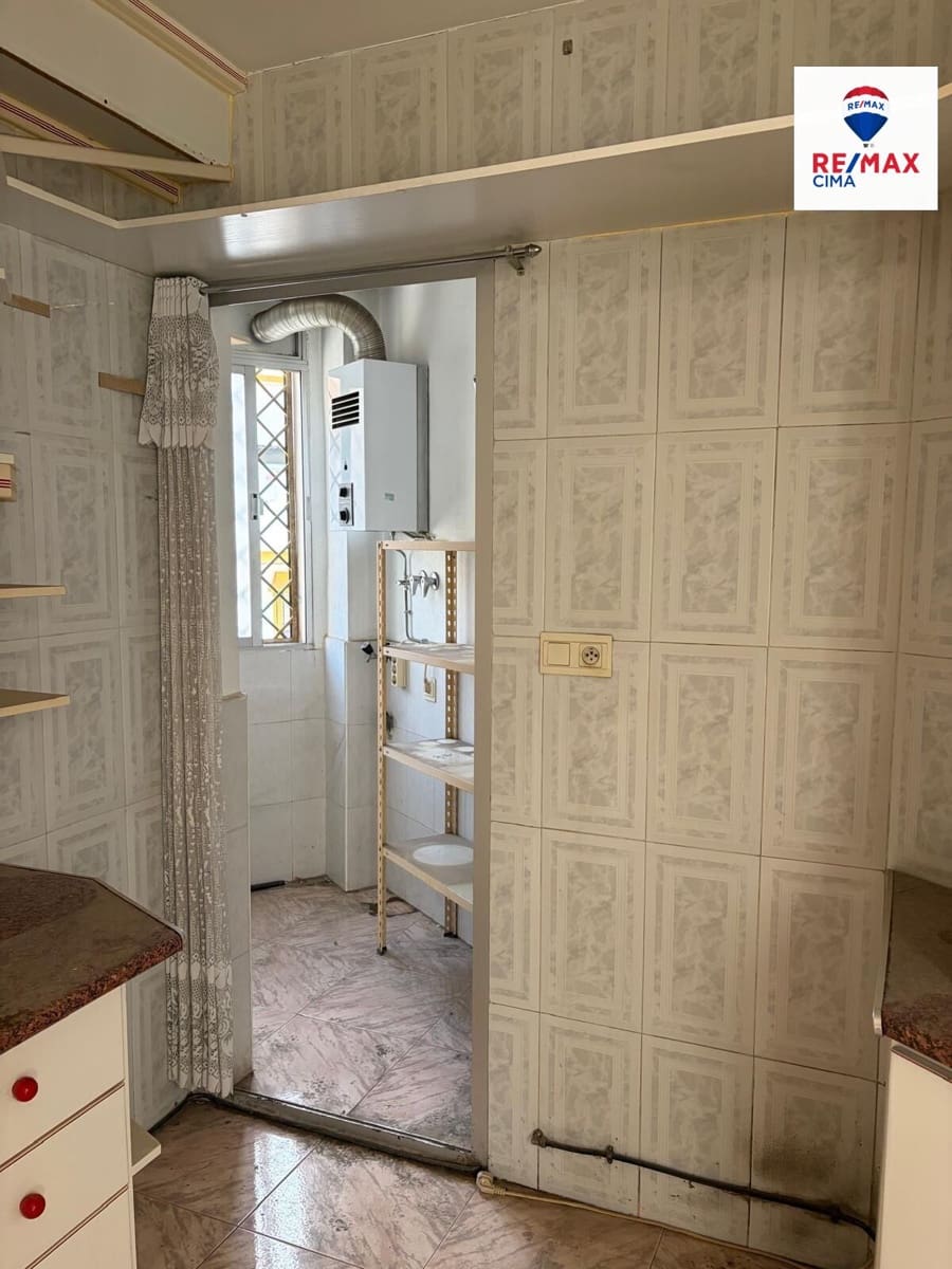 3 bedroom Flat for sale in Motril - € 140,000 (Ref: 9762151)