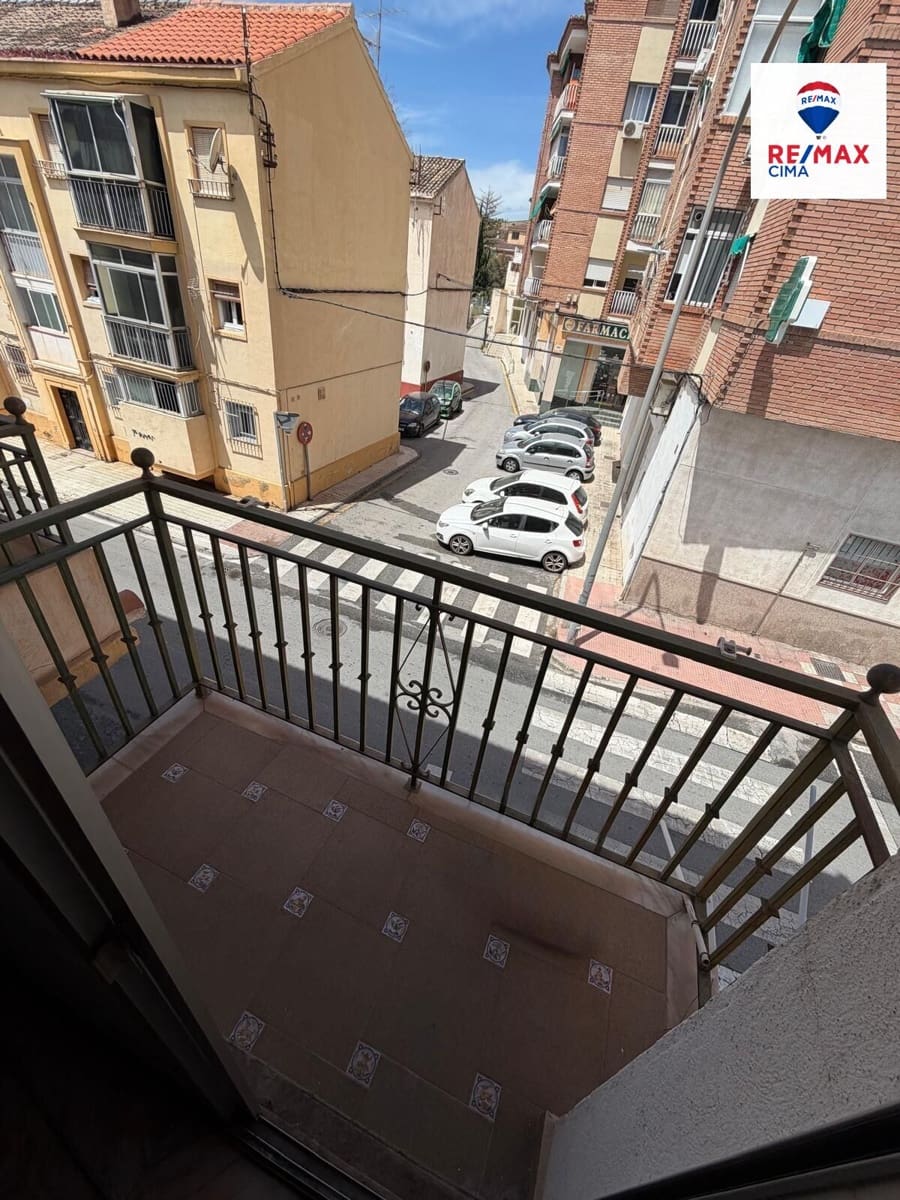 3 bedroom Flat for sale in Motril - € 140,000 (Ref: 9762151)