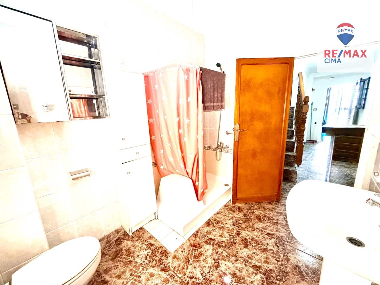 5 makuuhuone Omakotitalo myytävänä paikassa Cullar mukana 
autotalli - 55 000 € (Ref: 9773287)