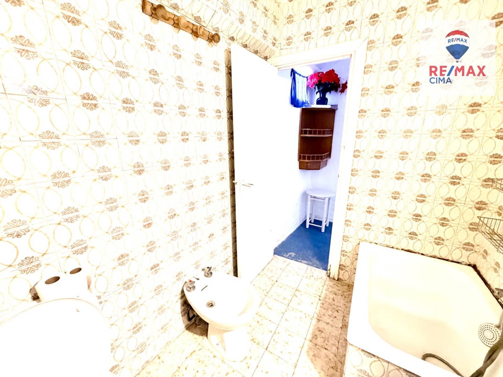 5 makuuhuone Omakotitalo myytävänä paikassa Cullar mukana 
autotalli - 55 000 € (Ref: 9773287)