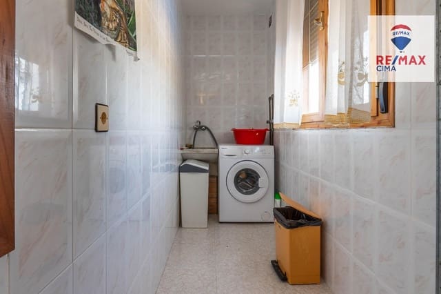 6 quarto Moradia para venda em Otura com piscina garagem - 399 000 € (Ref: 9786986)