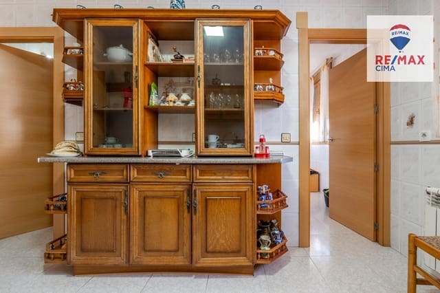 6 quarto Moradia para venda em Otura com piscina garagem - 399 000 € (Ref: 9786986)