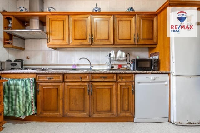 6 quarto Moradia para venda em Otura com piscina garagem - 399 000 € (Ref: 9786986)