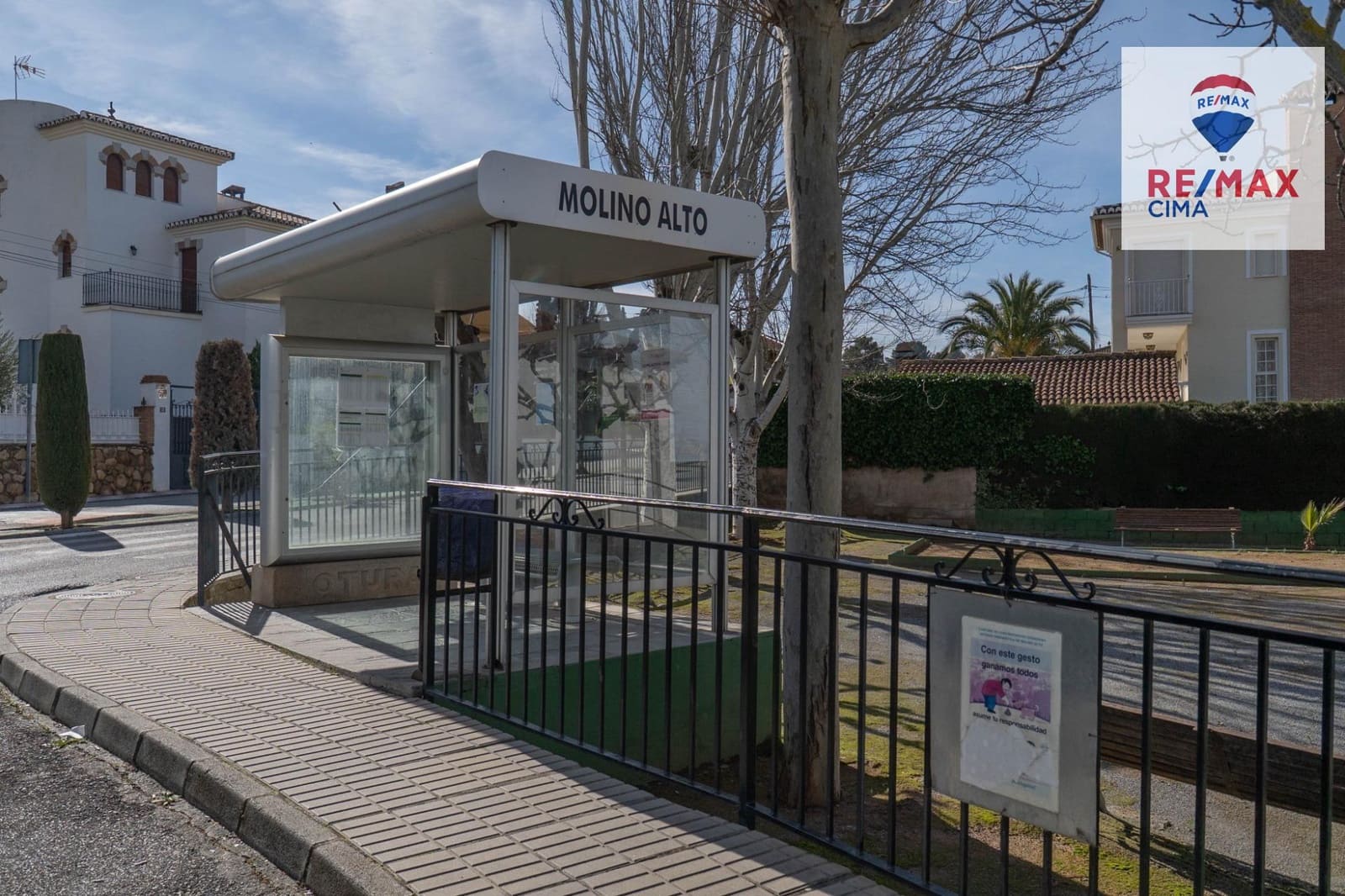 6 bedroom Villa for sale in Otura with pool garage - € 399,000 (Ref: 9786986)