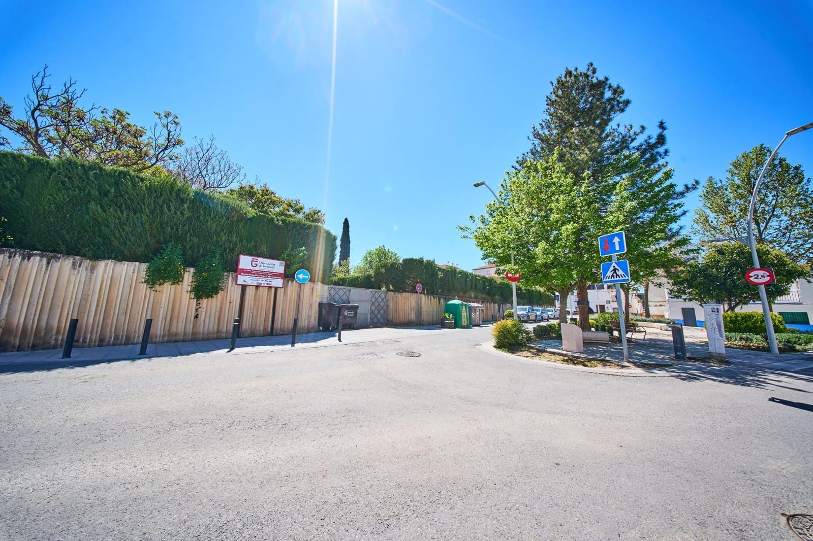 Garage til salg i La Zubia - € 20.000 (Ref: 9788559)