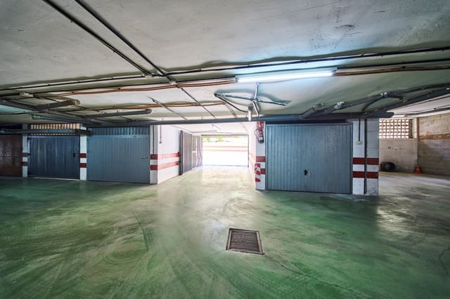 Garage til salg i La Zubia - € 20.000 (Ref: 9788559)