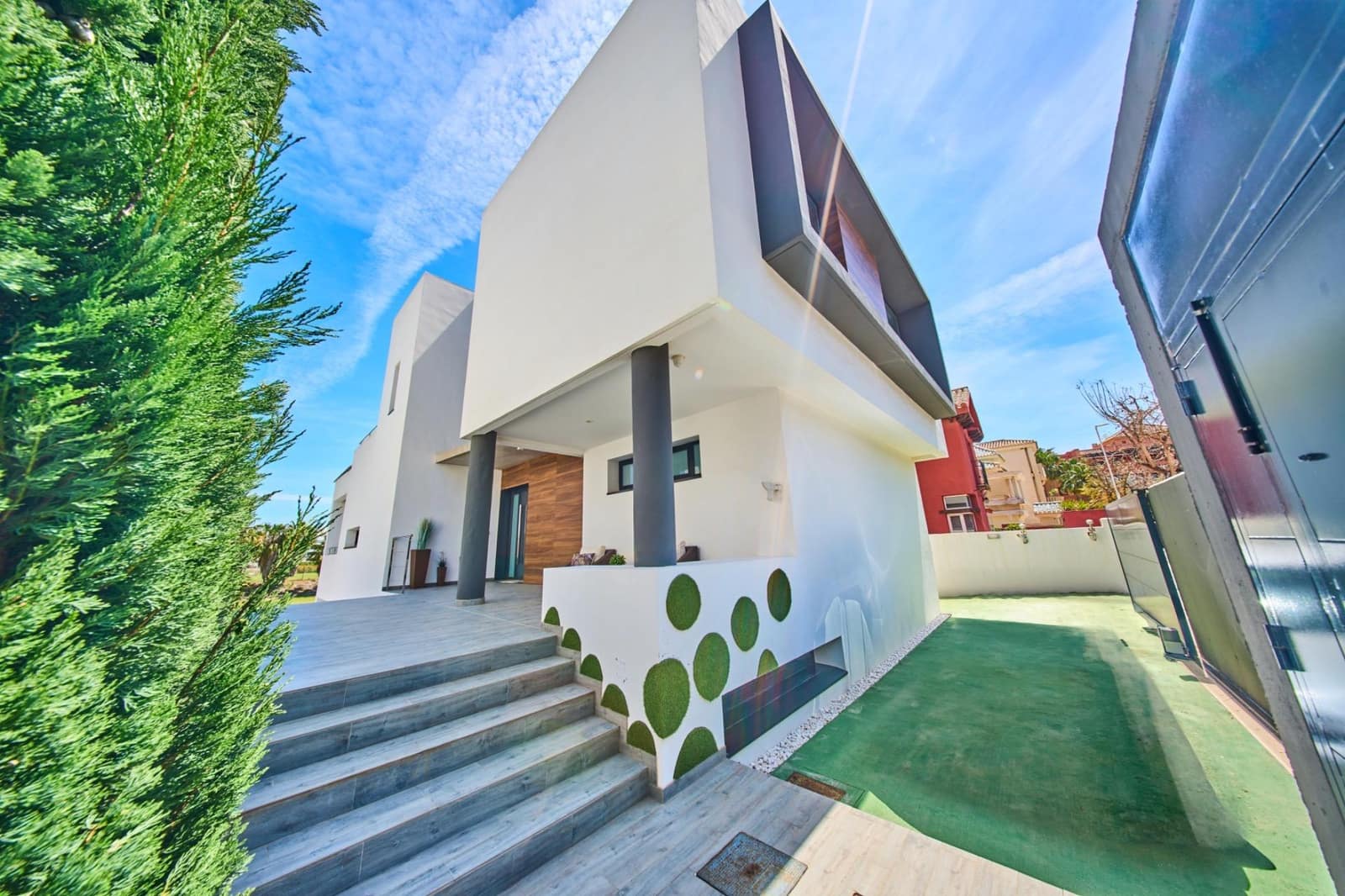 Chalet de 4 habitaciones en Motril en venta con piscina - 1.490.000 € (Ref: 9791254)