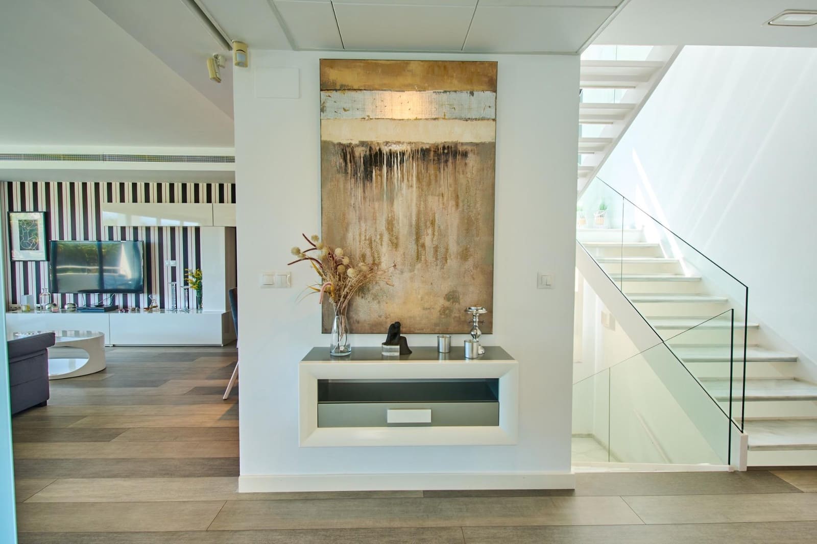 Chalet de 4 habitaciones en Motril en venta con piscina - 1.490.000 € (Ref: 9791254)