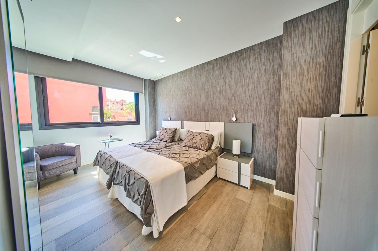 Chalet de 4 habitaciones en Motril en venta con piscina - 1.490.000 € (Ref: 9791254)