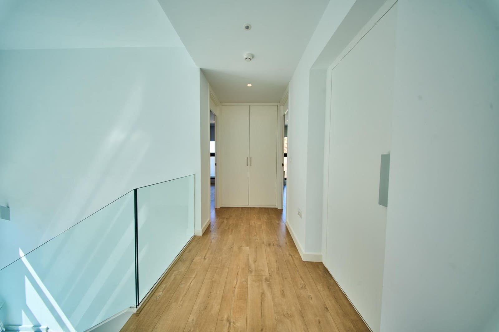 Chalet de 4 habitaciones en Motril en venta con piscina - 1.490.000 € (Ref: 9791254)