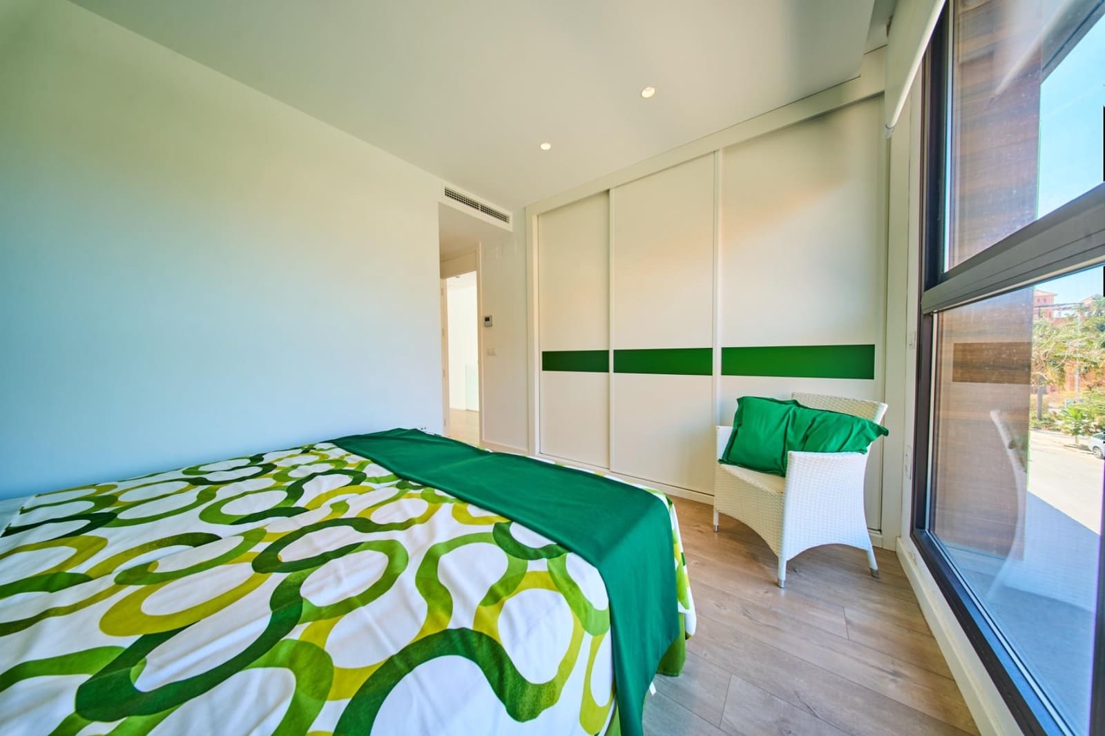 Chalet de 4 habitaciones en Motril en venta con piscina - 1.490.000 € (Ref: 9791254)