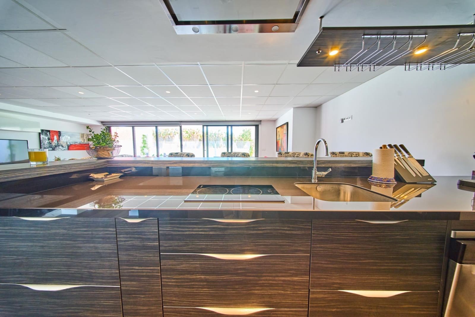 Chalet de 4 habitaciones en Motril en venta con piscina - 1.490.000 € (Ref: 9791254)