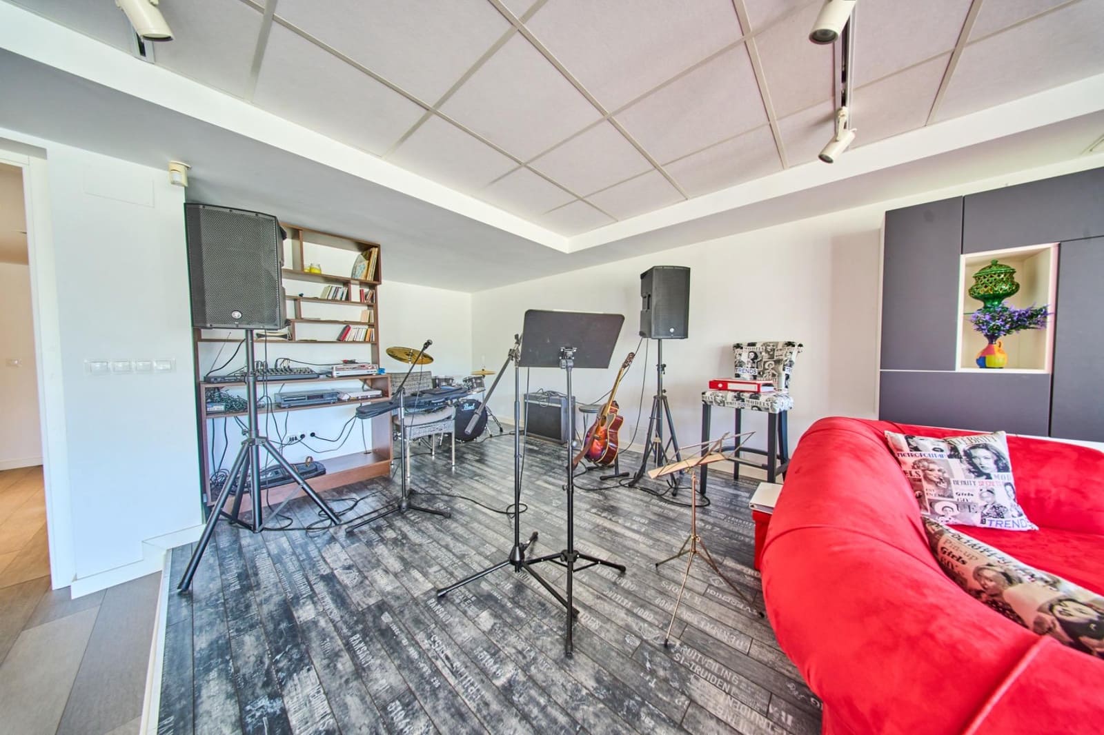 Chalet de 4 habitaciones en Motril en venta con piscina - 1.490.000 € (Ref: 9791254)