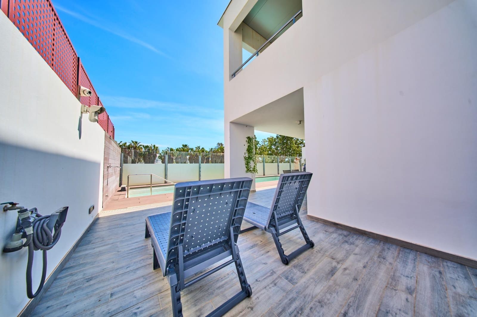 Chalet de 4 habitaciones en Motril en venta con piscina - 1.490.000 € (Ref: 9791254)