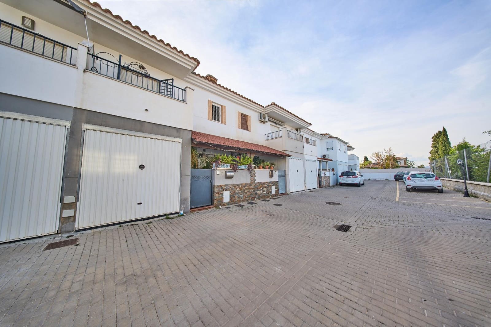 3 soveværelse Rækkehus til salg i Vegas del Genil med garage - € 199.900 (Ref: 9791255)