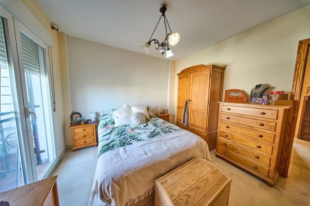 3 soverom Rekkehus til salgs i Vegas del Genil med garasje - € 199 900 (Ref: 9791255)