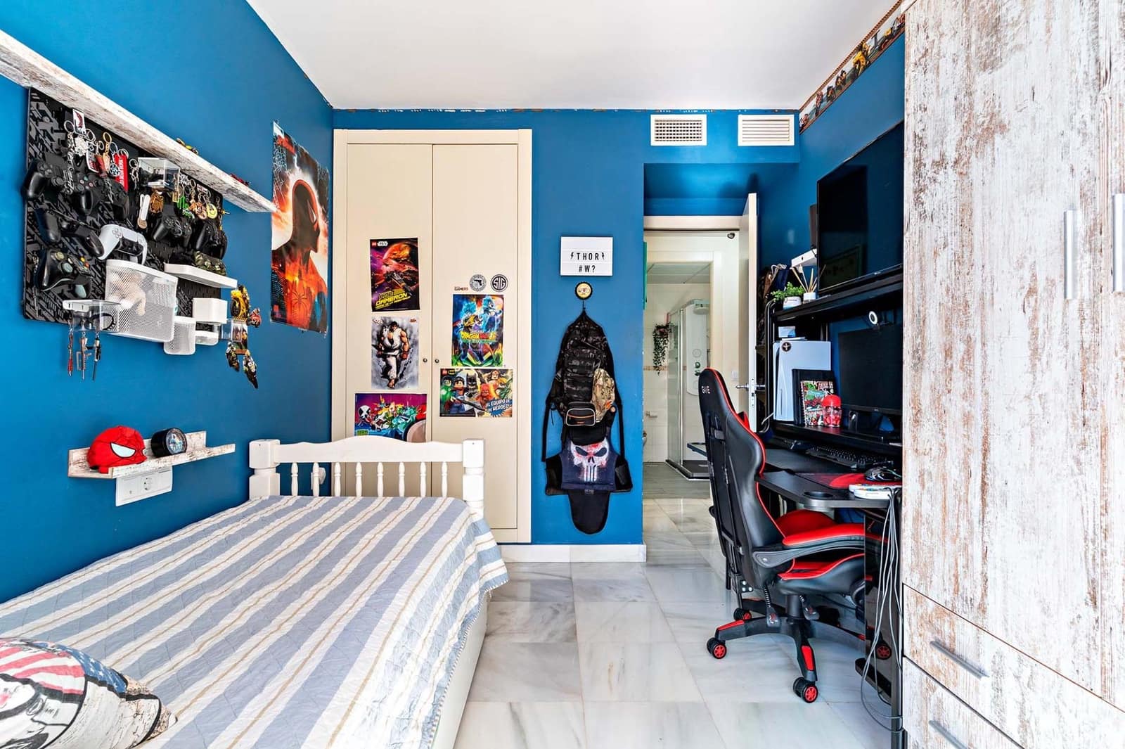 2 makuuhuone Ranta-asunto myytävänä paikassa Roquetas de Mar mukana uima-altaan 
autotalli - 265 000 € (Ref: 9791256)