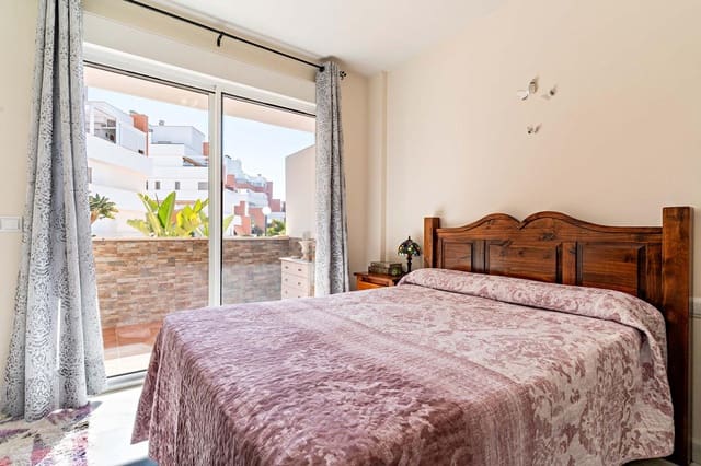 Apartamento Playa de 2 habitaciones en Roquetas de Mar en venta con piscina garaje - 265.000 € (Ref: 9791256)