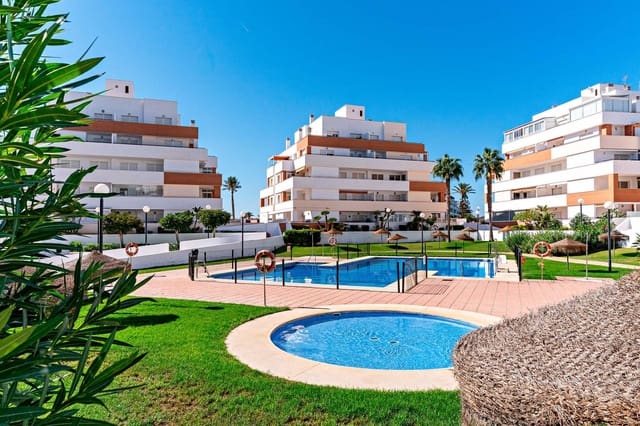 Apartamento Playa de 2 habitaciones en Roquetas de Mar en venta con piscina garaje - 265.000 € (Ref: 9791256)