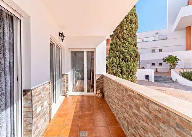 Apartamento Playa de 2 habitaciones en Roquetas de Mar en venta con piscina garaje - 265.000 € (Ref: 9791256)