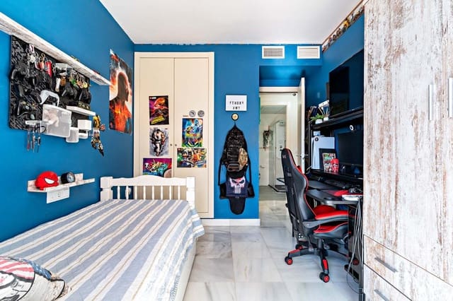 2 camera da letto Appartamento sulla Spiaggia in vendita in Roquetas de Mar con piscina garage - 265.000 € (Rif: 9791256)
