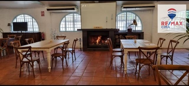 6 sypialnia Komercyjne na sprzedaż w Pinos Genil z garażem - 65 000 € (Ref: 9794875)