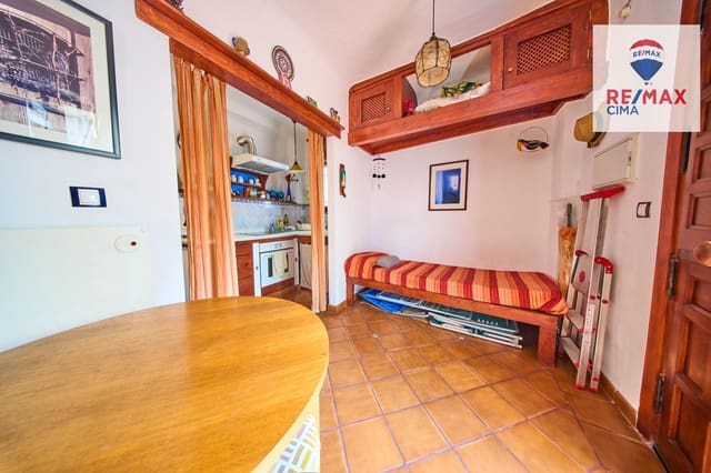 1 slaapkamer Huis te koop in Albaicin, Granada stad - € 160.000 (Ref: 9797330)