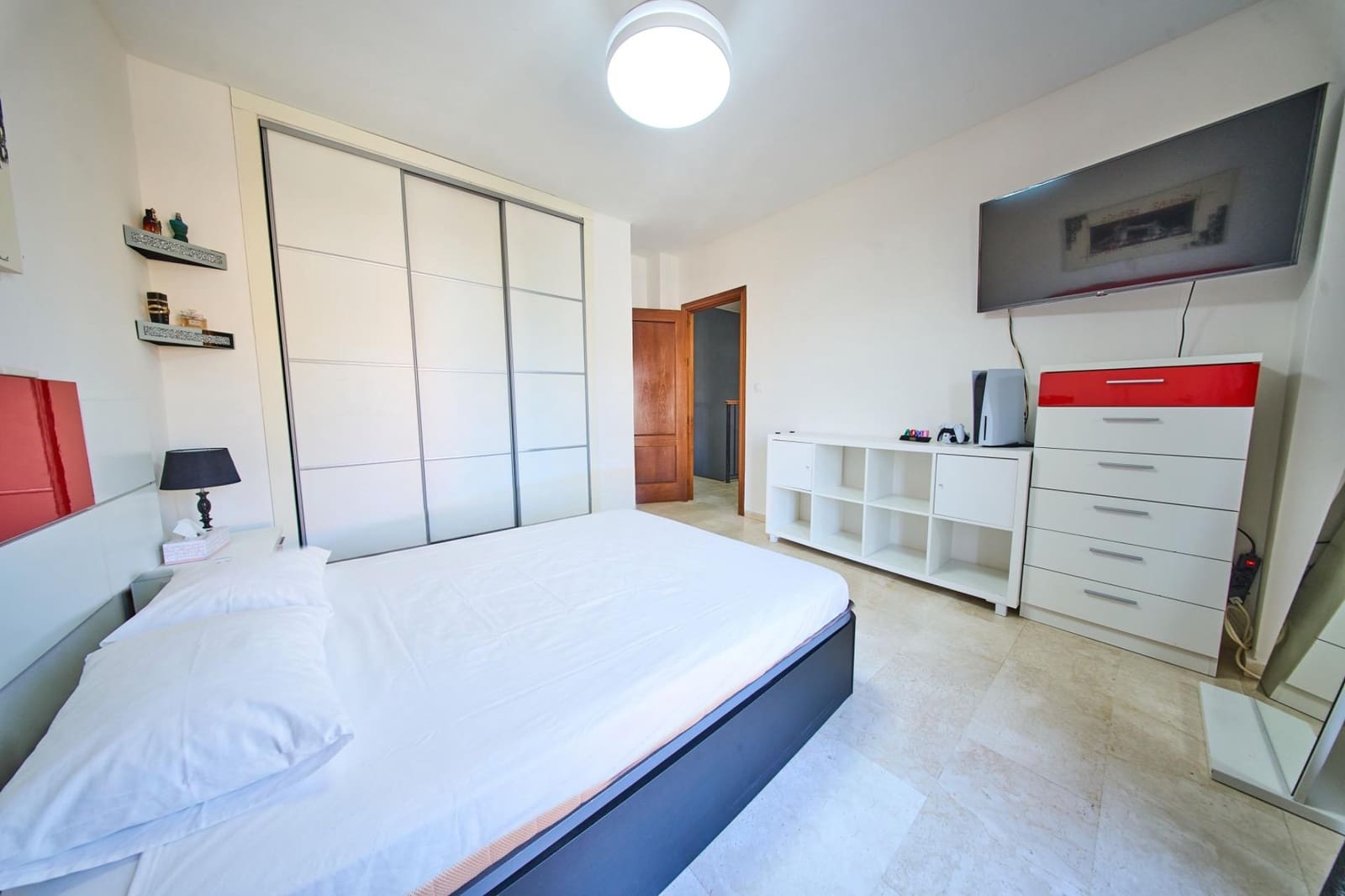 4 chambre Villa/Maison Semi-Mitoyenne à vendre à Las Gabias avec piscine - 279 900 € (Ref: 9799465)