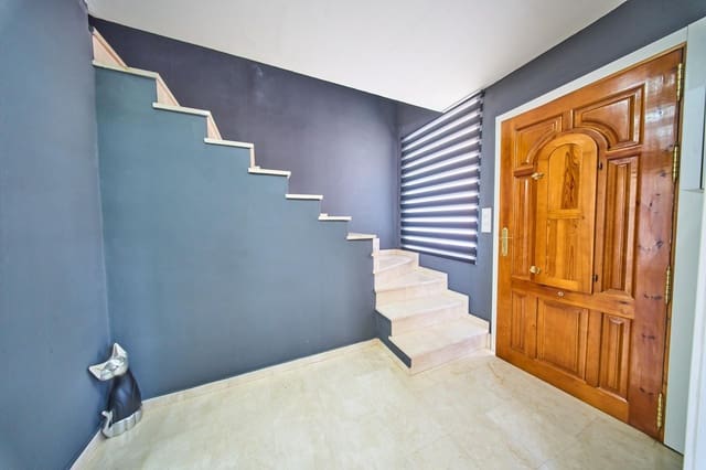 4 chambre Villa/Maison Semi-Mitoyenne à vendre à Las Gabias avec piscine - 279 900 € (Ref: 9799465)