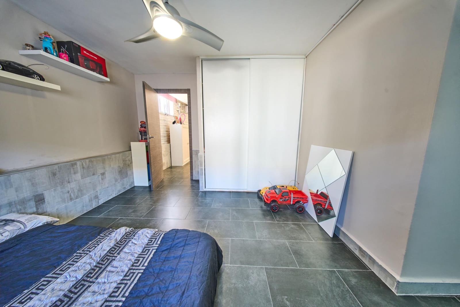 4 chambre Villa/Maison Semi-Mitoyenne à vendre à Las Gabias avec piscine - 279 900 € (Ref: 9799465)