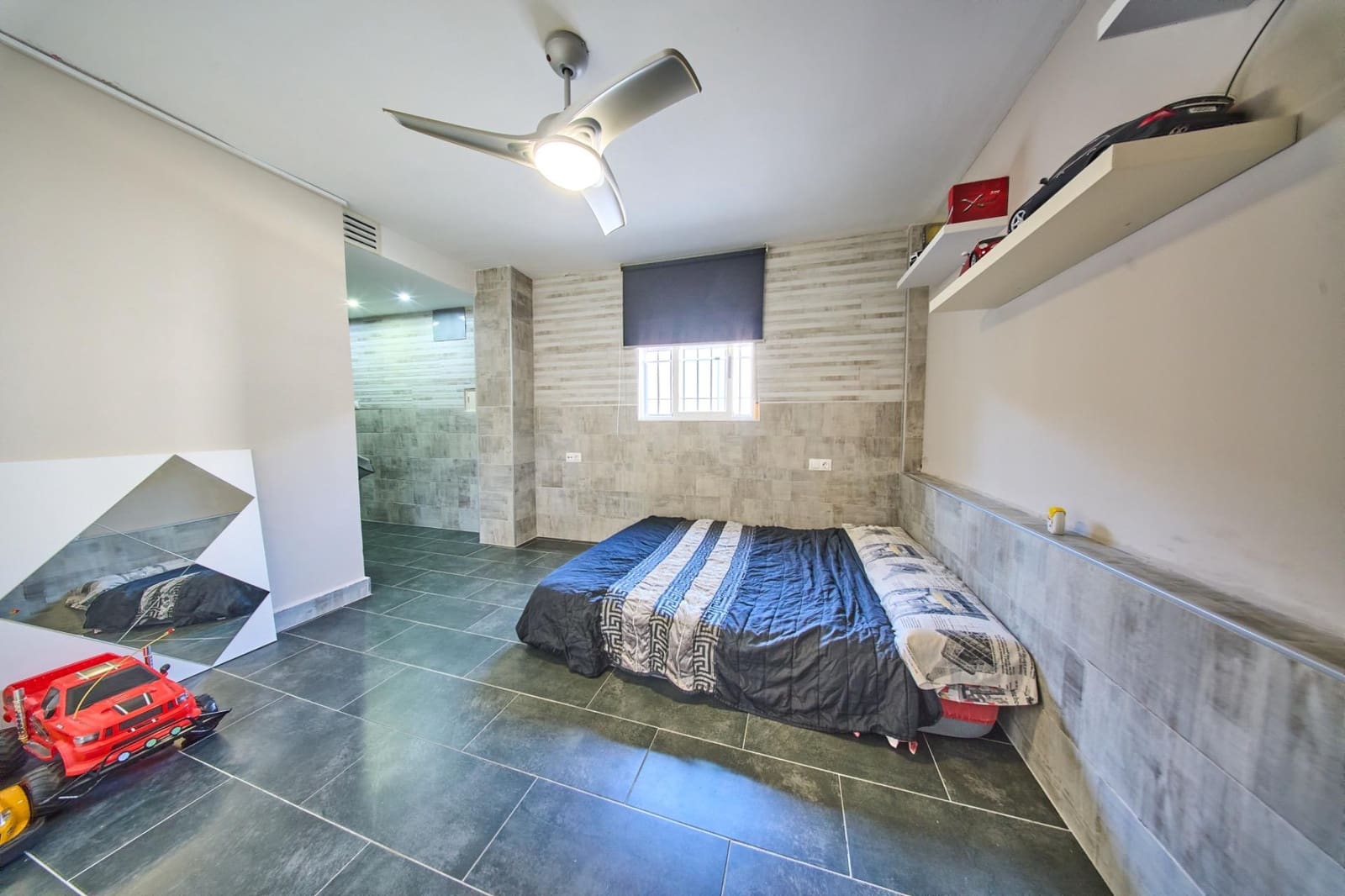 4 chambre Villa/Maison Semi-Mitoyenne à vendre à Las Gabias avec piscine - 279 900 € (Ref: 9799465)