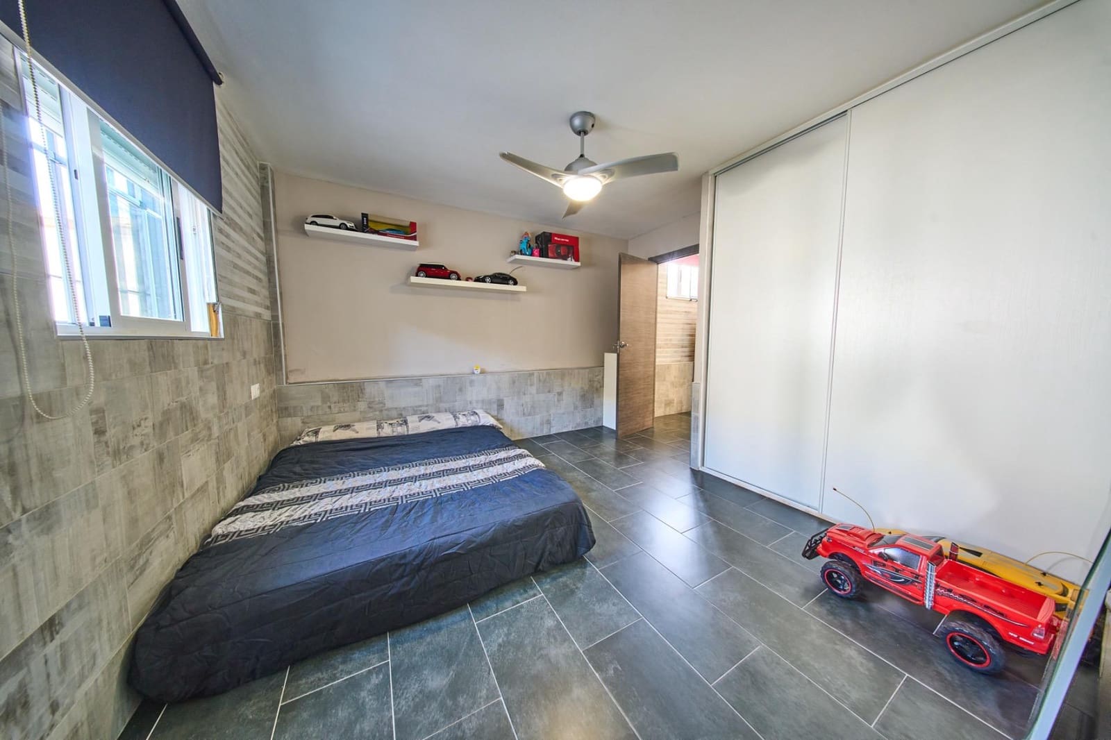 4 chambre Villa/Maison Semi-Mitoyenne à vendre à Las Gabias avec piscine - 279 900 € (Ref: 9799465)