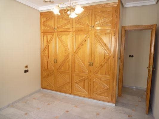 4 bedroom Flat for rent in Padul - € 700 (Ref: 9804543)