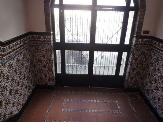 4 bedroom Flat for rent in Padul - € 700 (Ref: 9804543)