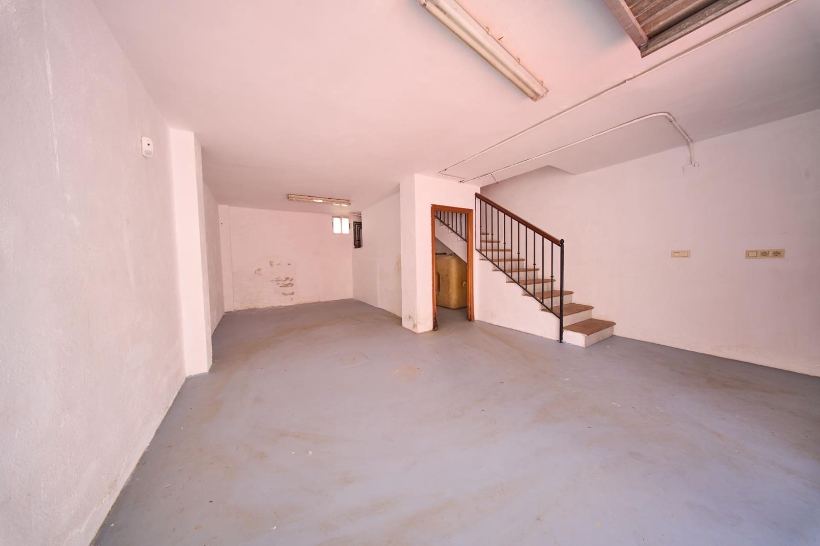 3 bedroom Terraced Villa for sale in Churriana de la Vega with garage - € 260,000 (Ref: 9806643)