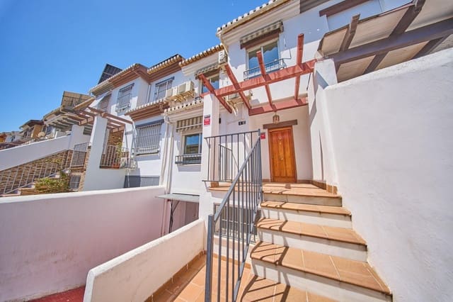 3 bedroom Terraced Villa for sale in Churriana de la Vega with garage - € 260,000 (Ref: 9806643)