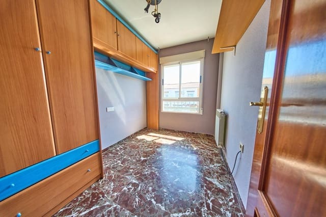 3 bedroom Terraced Villa for sale in Churriana de la Vega with garage - € 260,000 (Ref: 9806643)