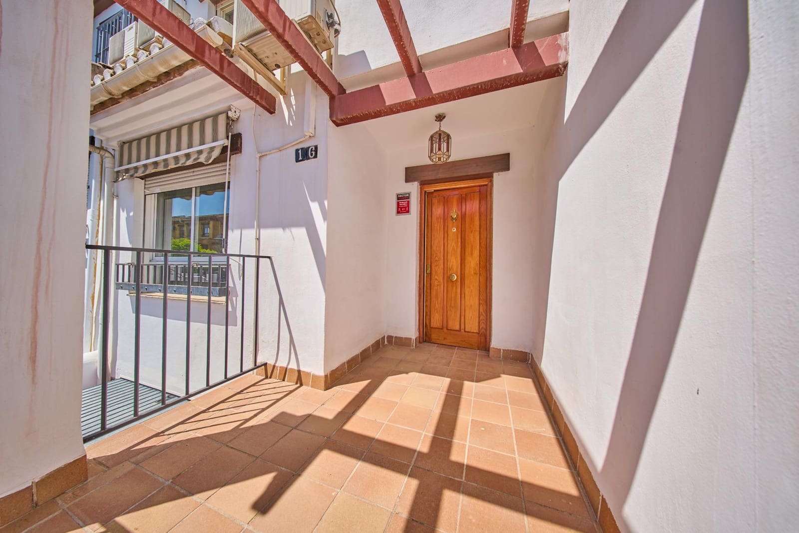 3 bedroom Terraced Villa for sale in Churriana de la Vega with garage - € 260,000 (Ref: 9806643)