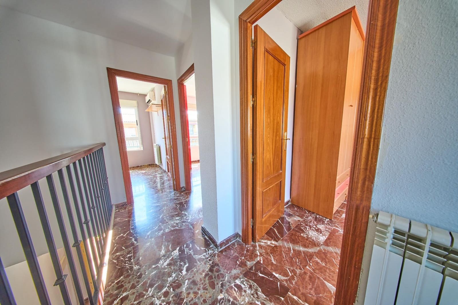 3 bedroom Terraced Villa for sale in Churriana de la Vega with garage - € 260,000 (Ref: 9806643)