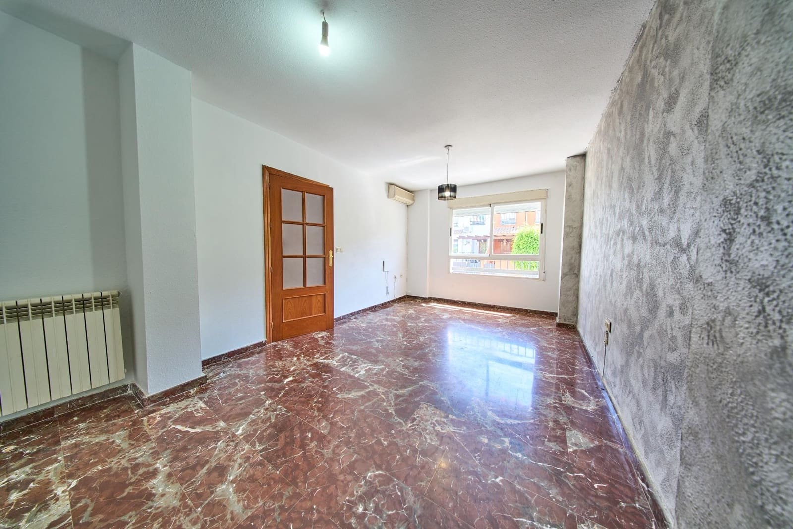 3 bedroom Terraced Villa for sale in Churriana de la Vega with garage - € 260,000 (Ref: 9806643)