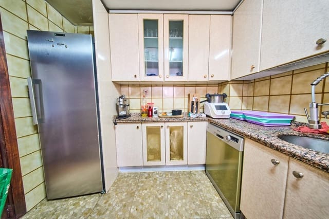 3 makuuhuone Asunto myytävänä paikassa Granada kaupunki - 284 900 € (Ref: 9812304)