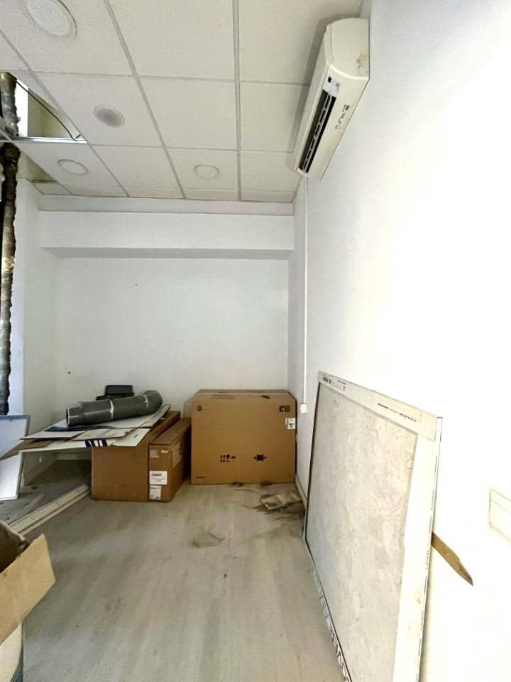 5 soveværelse Erhverv til leje i Granada by med garage - € 2.300 (Ref: 9812305)