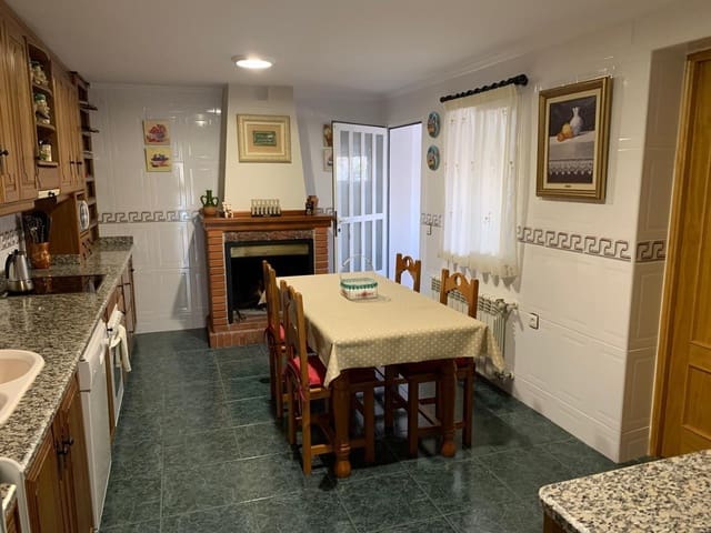 3 soverom Hus til salgs i Baza - € 159 500 (Ref: 9813863)