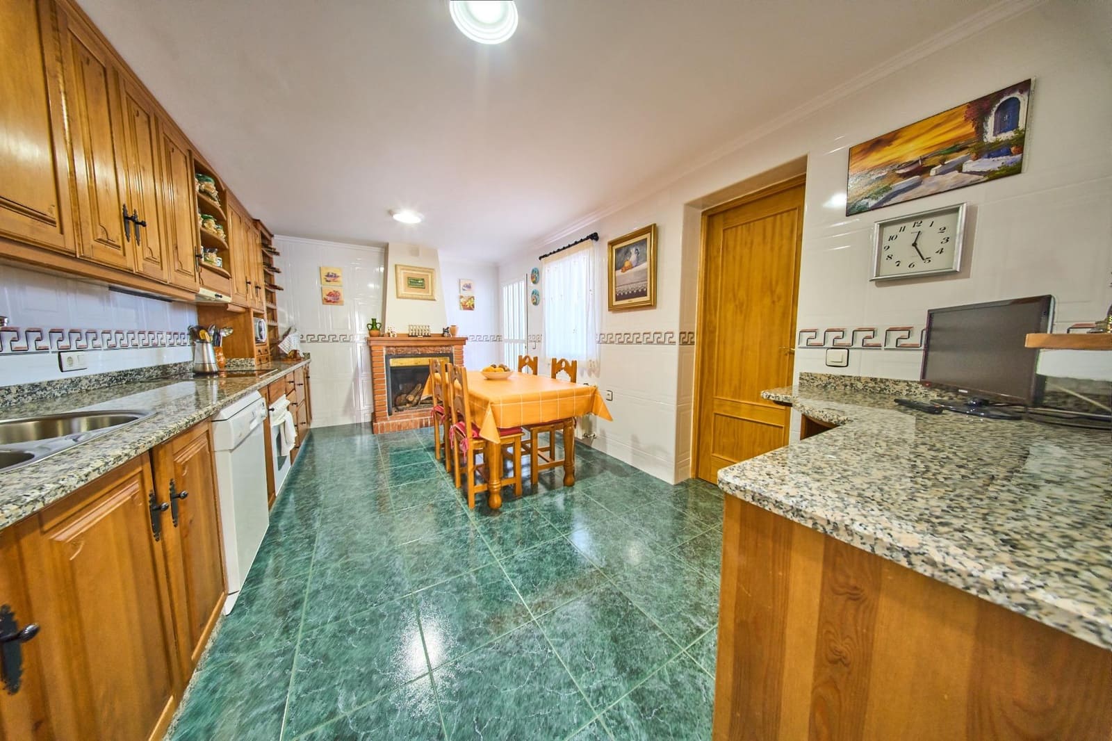 3 bedroom Townhouse for sale in Baza - € 159,500 (Ref: 9813863)