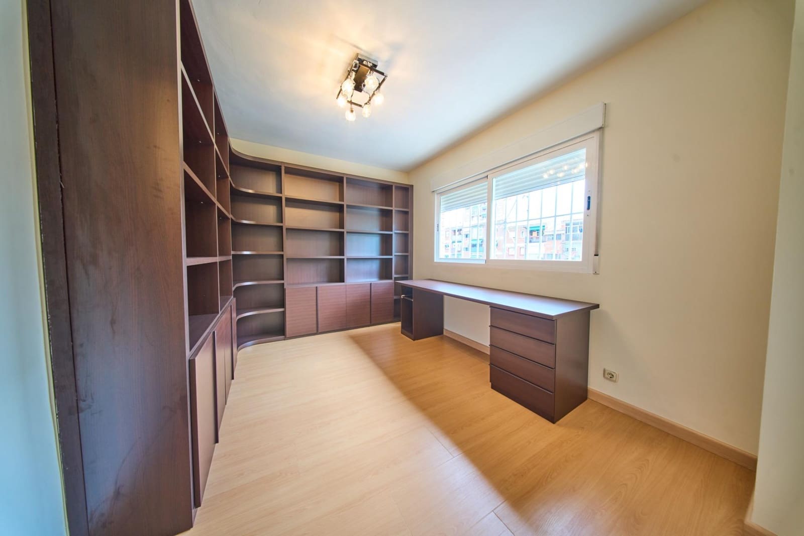 4 soveværelse Lejlighed til salg i Granada by - € 199.900 (Ref: 9816031)