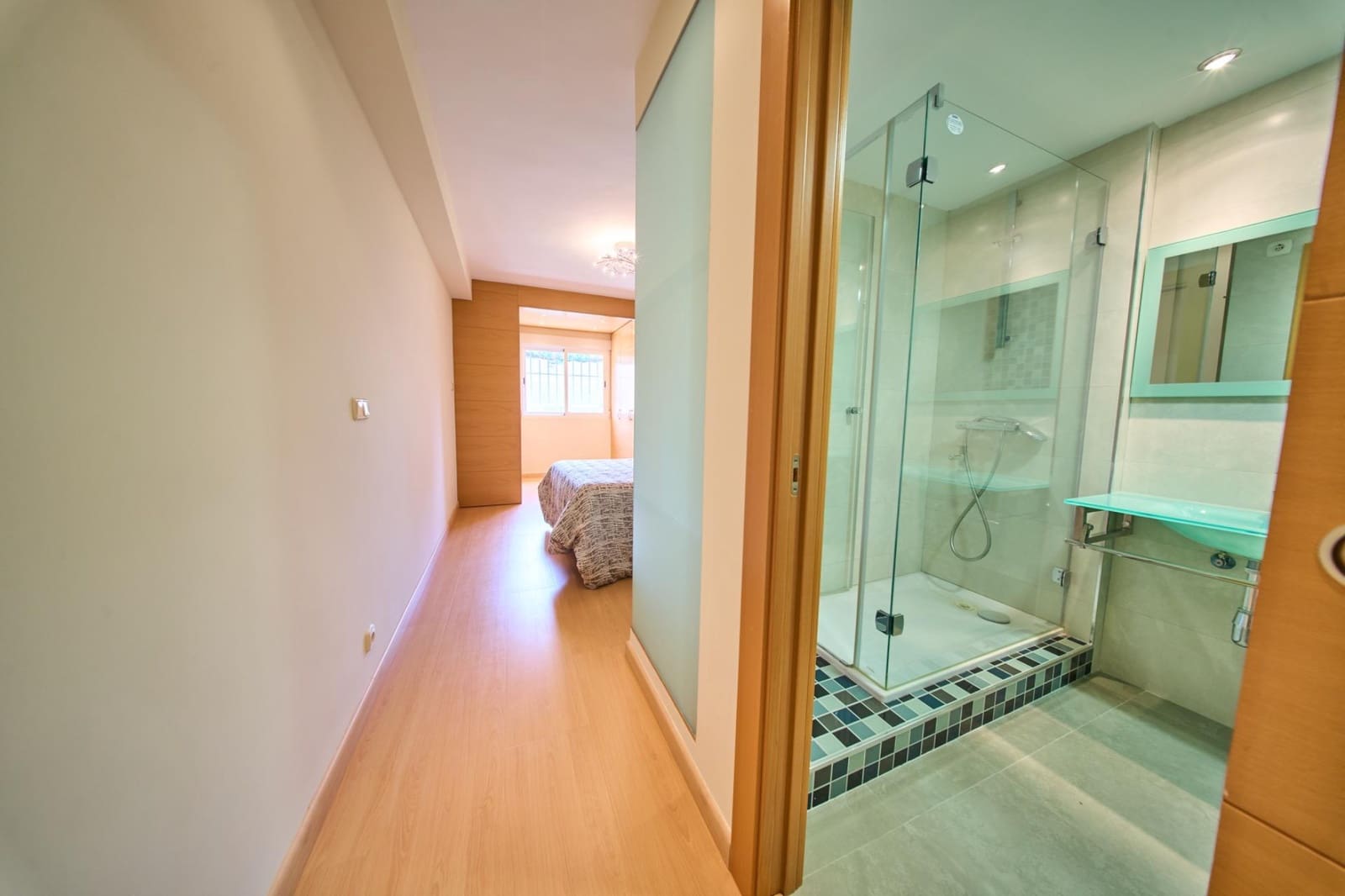 4 soveværelse Lejlighed til salg i Granada by - € 199.900 (Ref: 9816031)